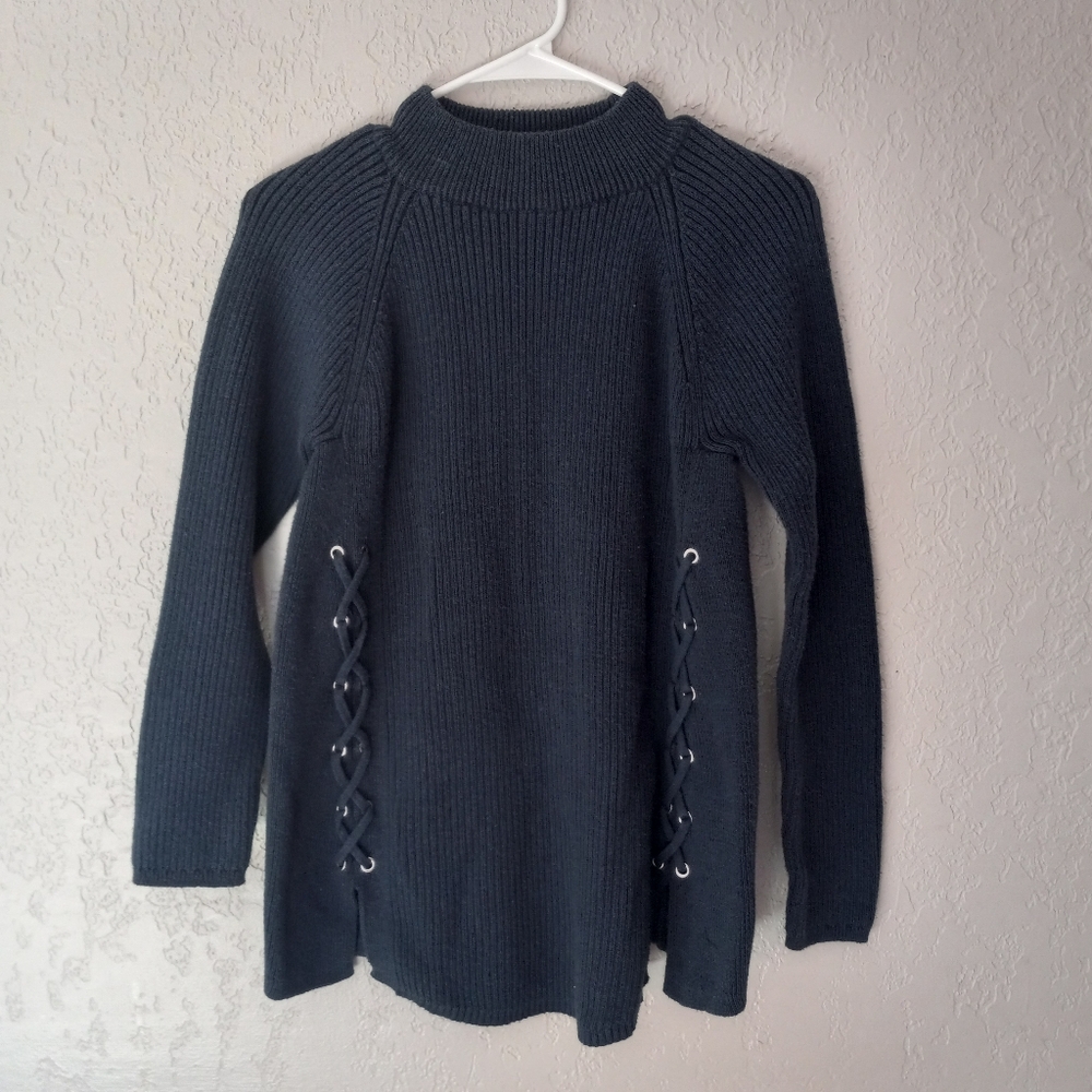 Navy knitted sweater